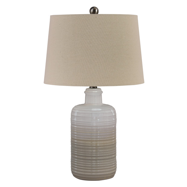 Ashley Furniture   L121854